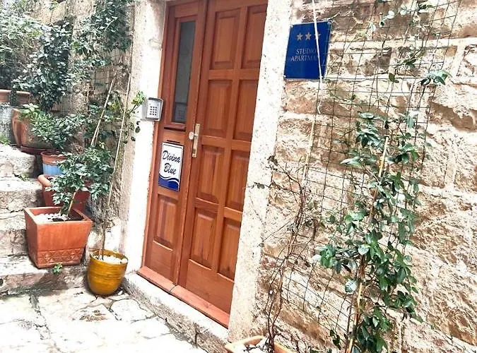 Divina Blue 公寓 *